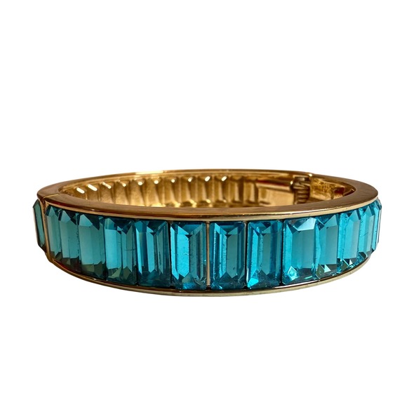 Jewelry - Sparkles! Blue Crystal Emerald Cut Hinged Bangle Bracelet Gold Tone Heidi Daus